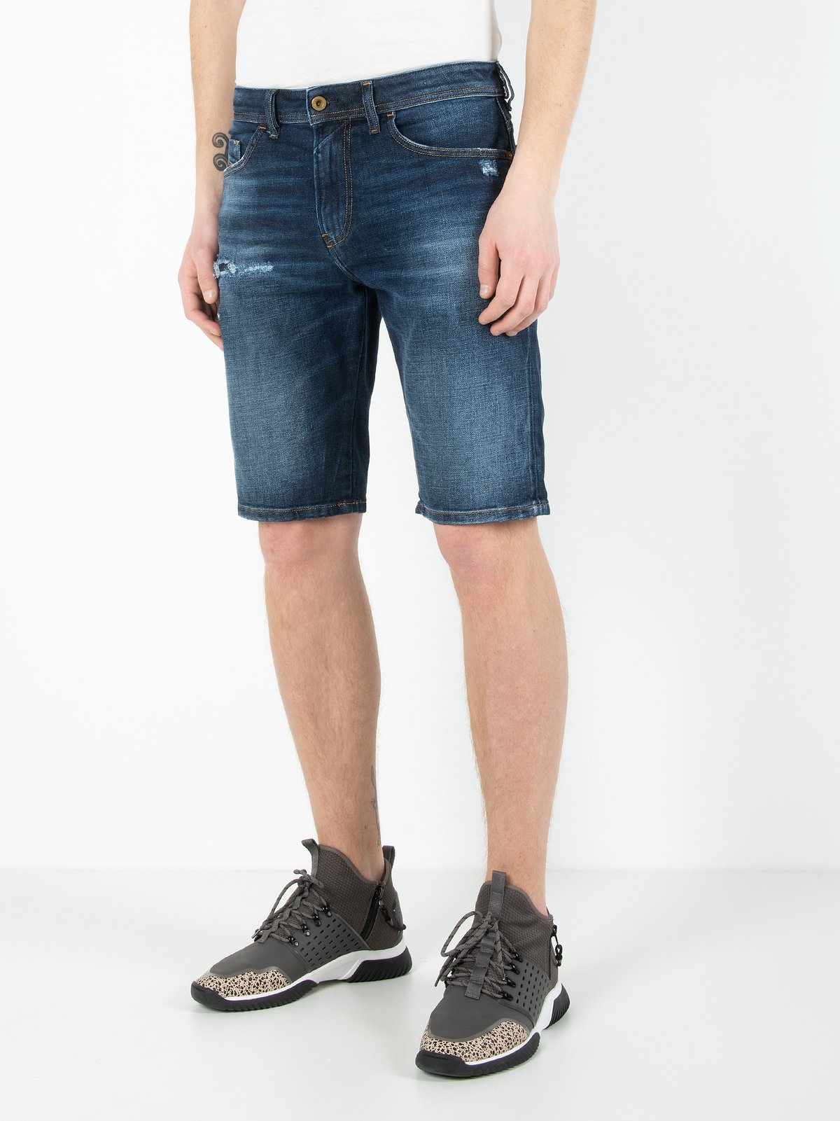 mens shorts diesel