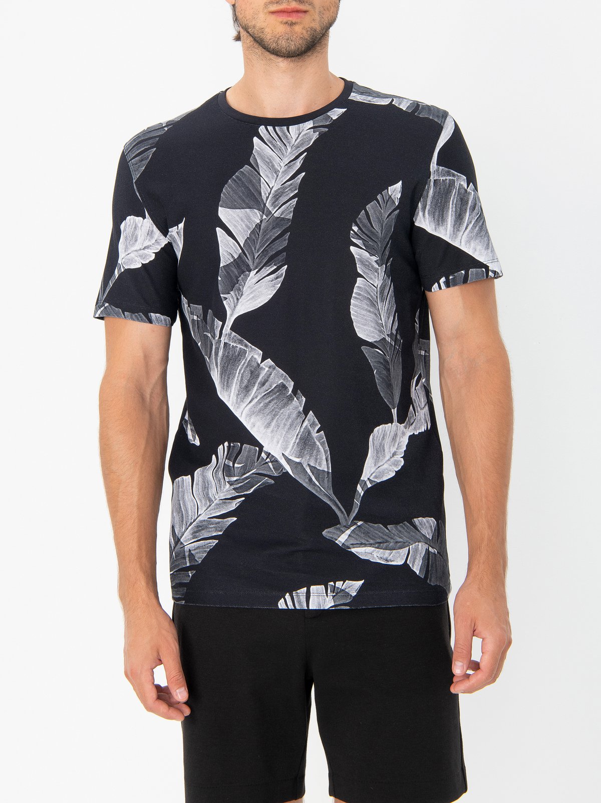 modern mens t shirt