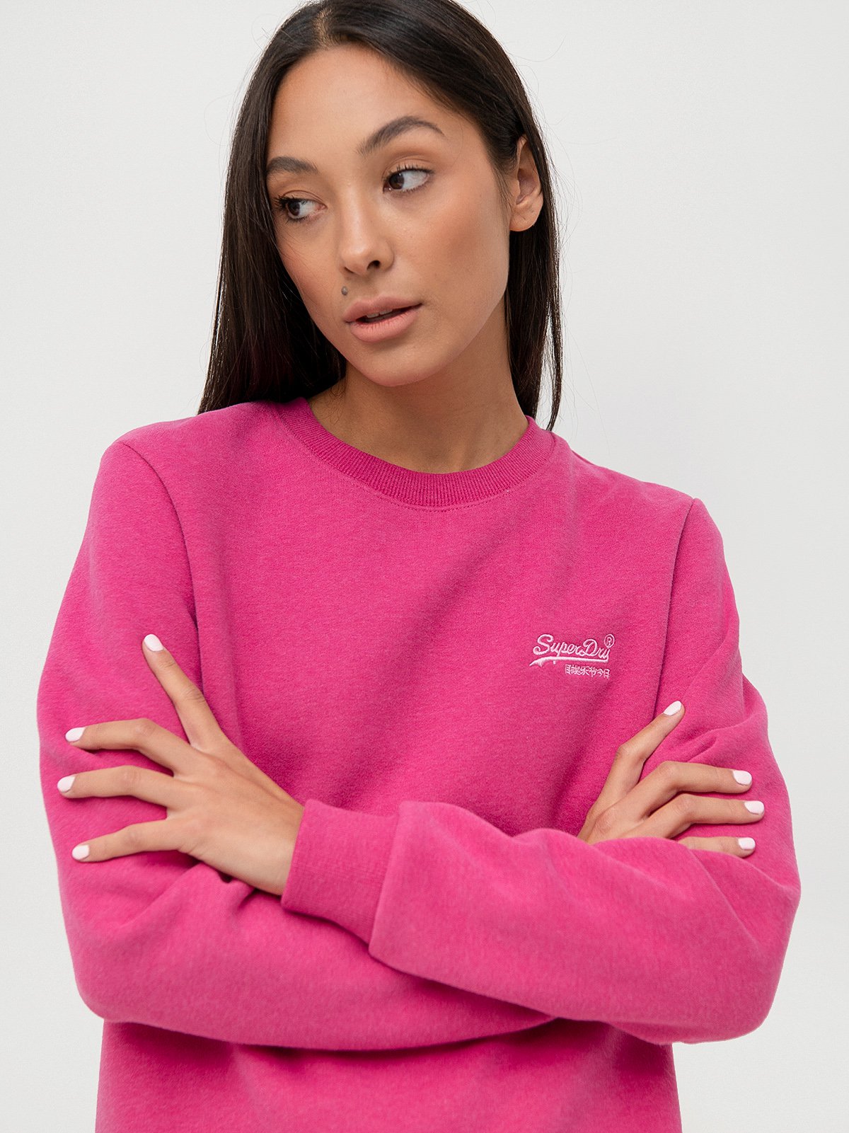 Champion uo exclusive logo script pink crew hot sale neck sweatshirt