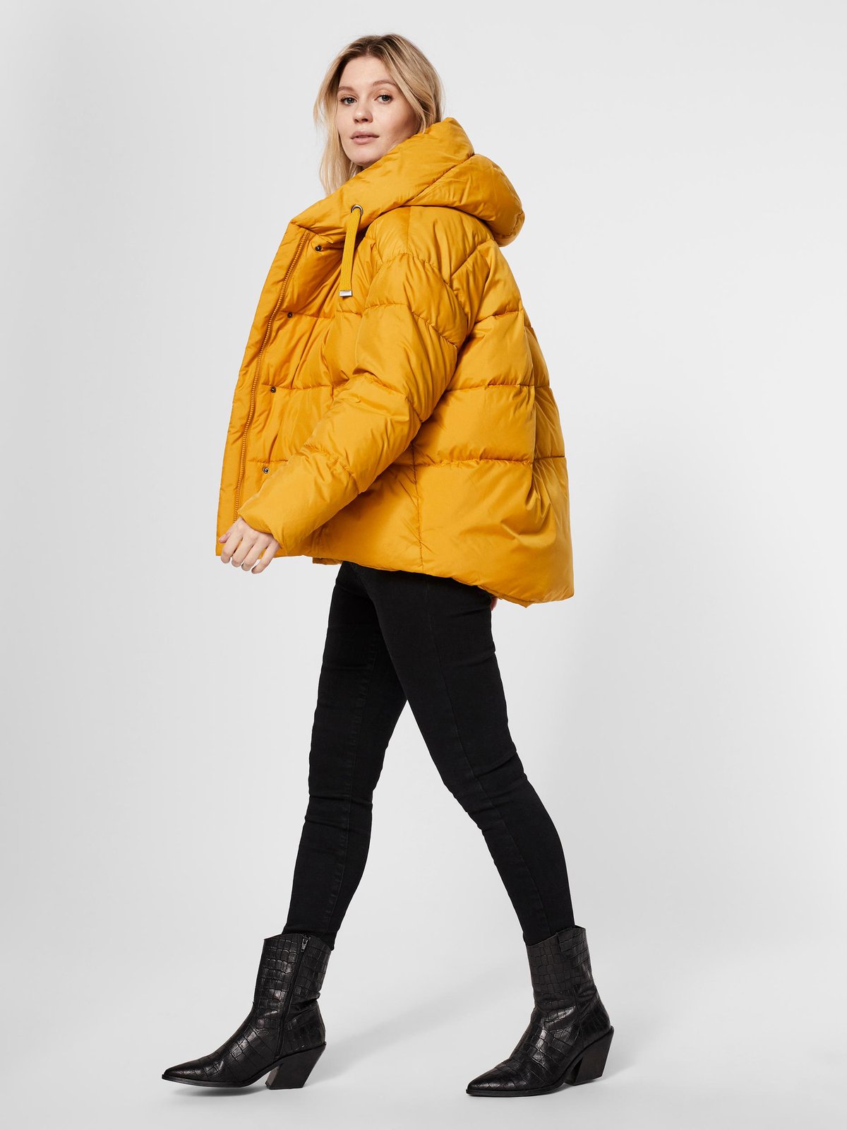 vero moda yellow jacket