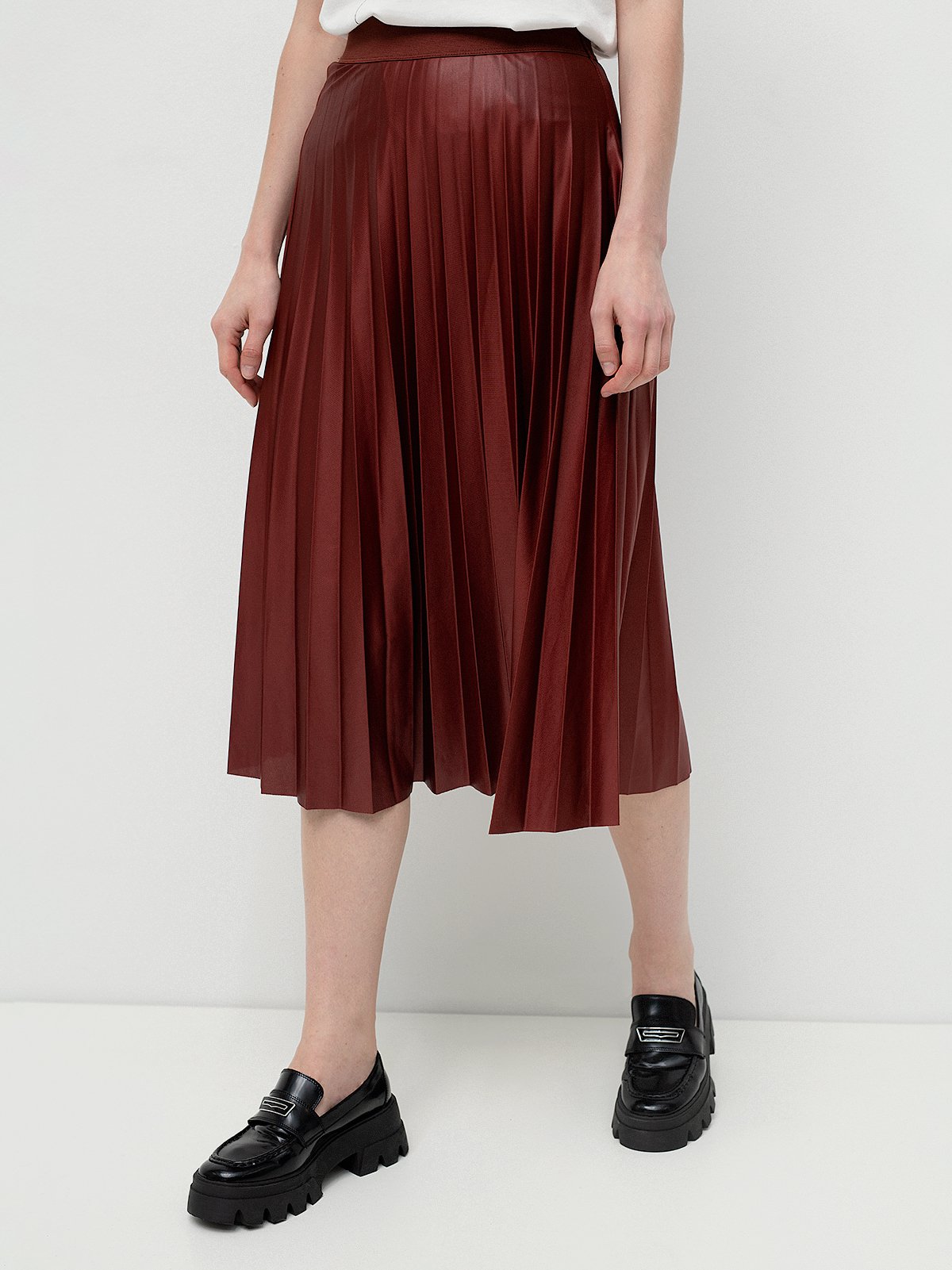 Vila burgundy leather outlet skirt