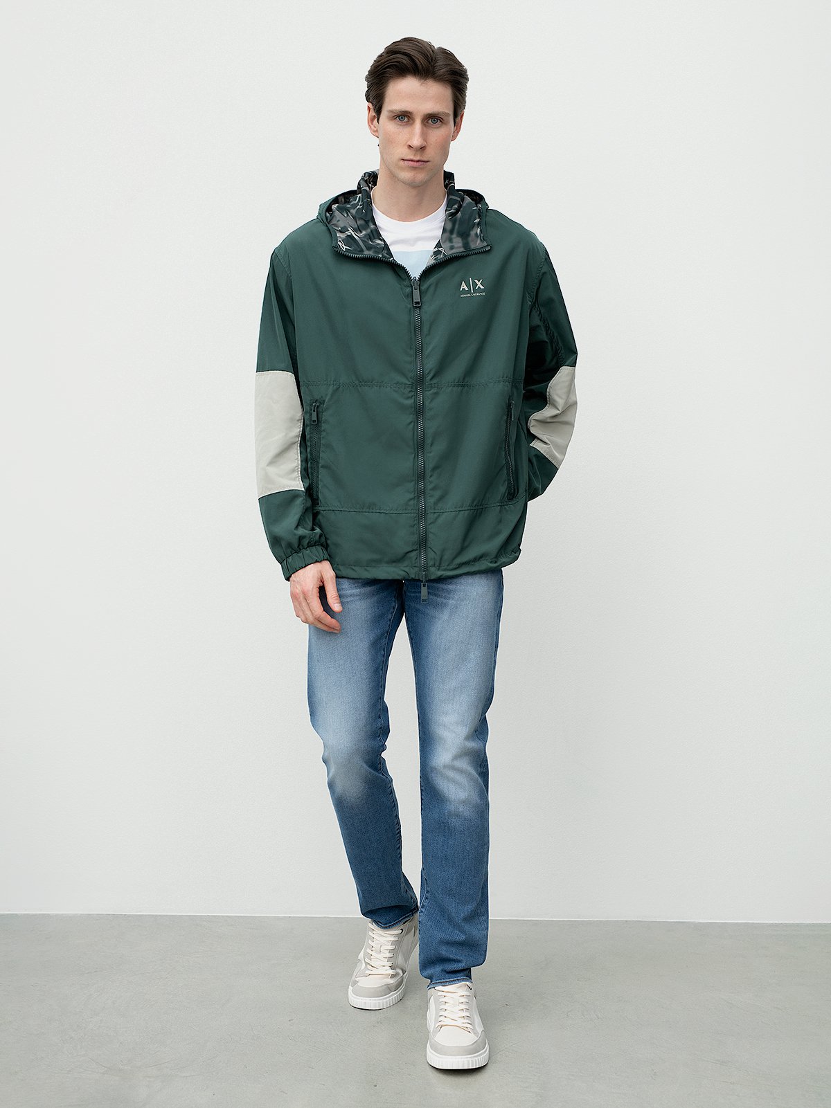 Vans best sale eastside windbreaker