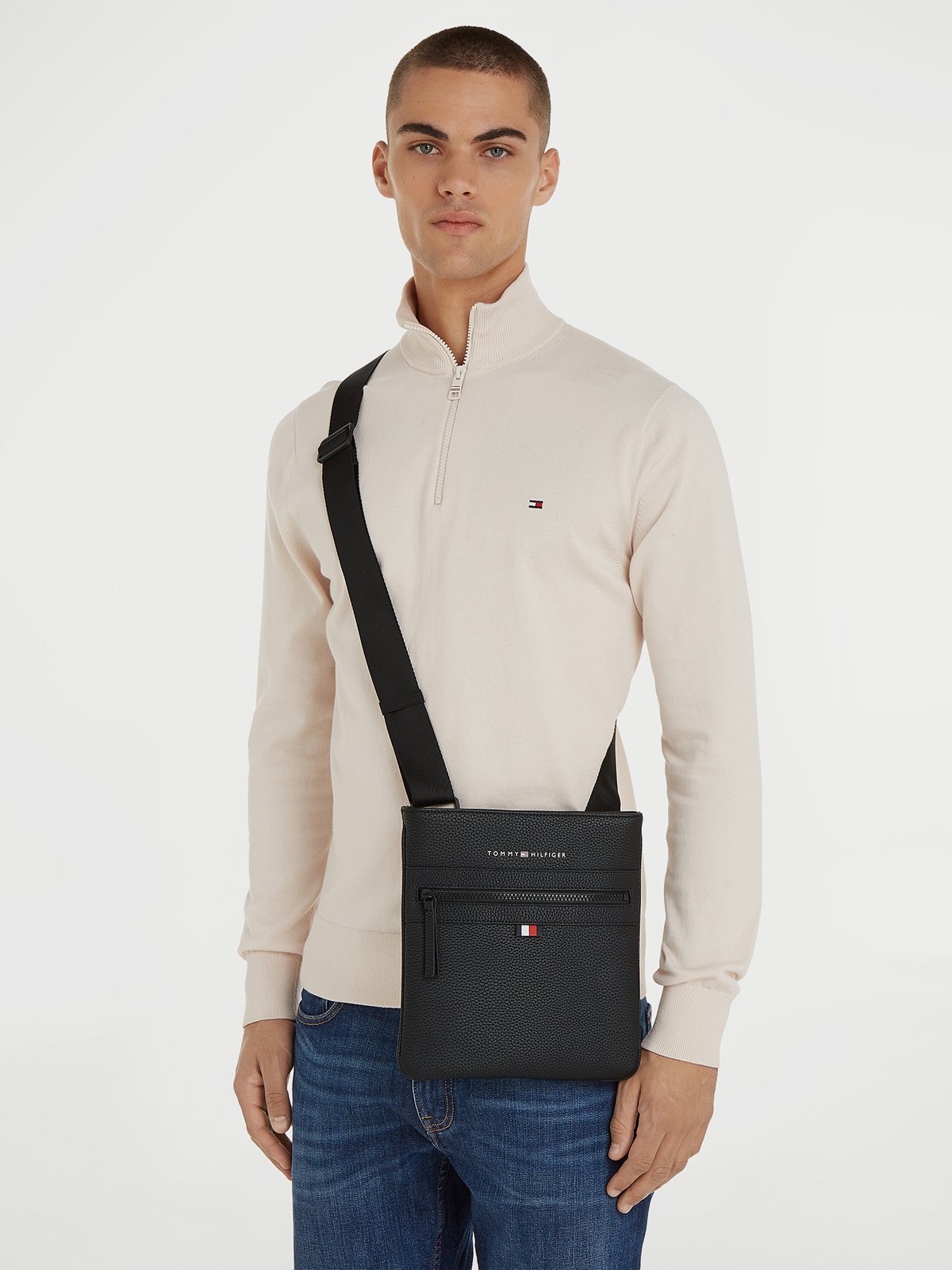 Tommy hilfiger men's online handbag