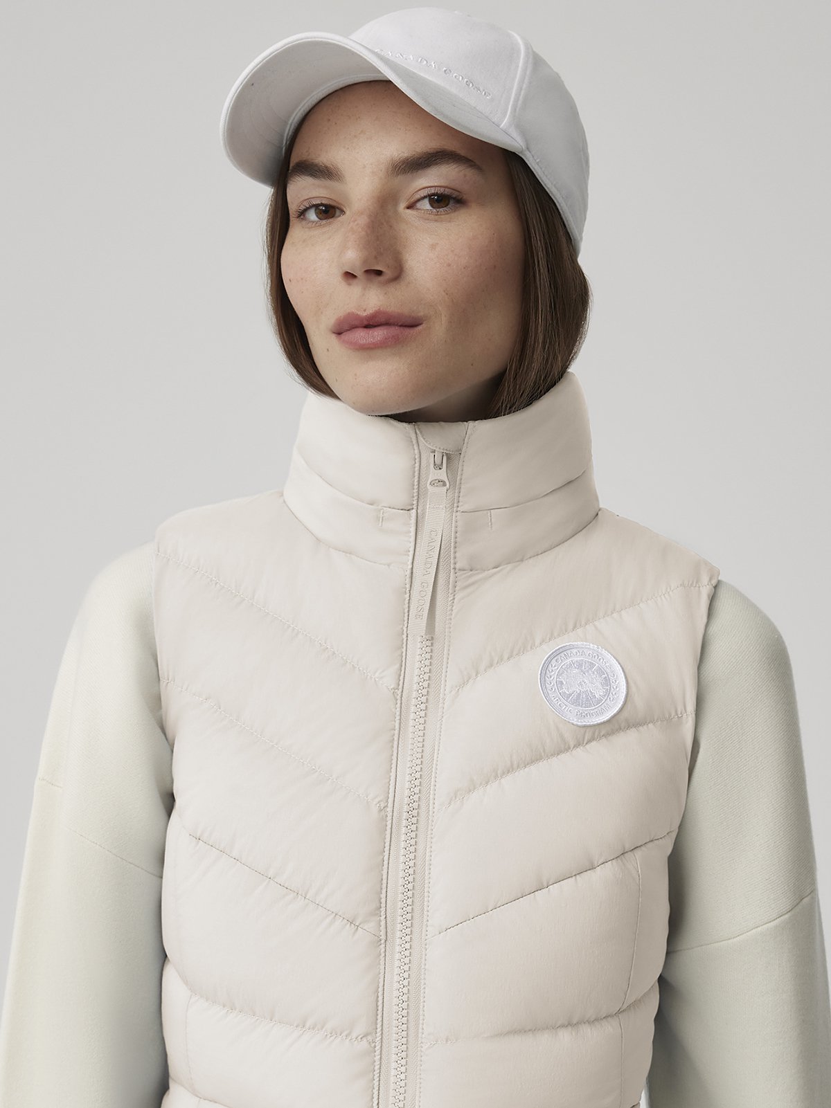 Women's down vest creamy Canada Goose