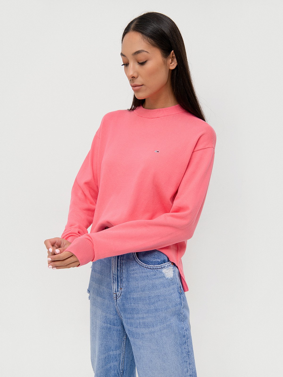 Tommy jeans pink on sale sweater