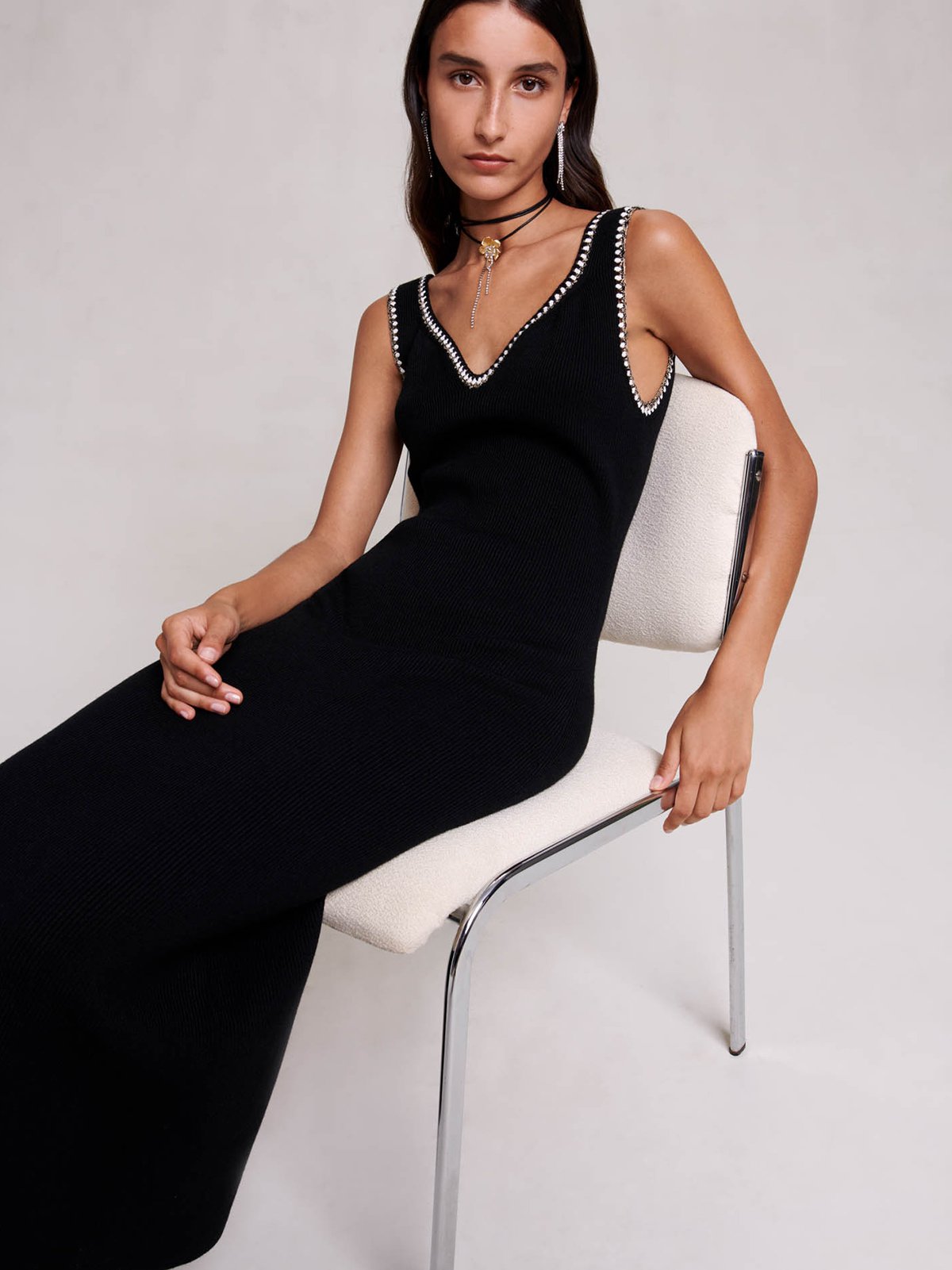 Black V Neck Knitted Midi Dress