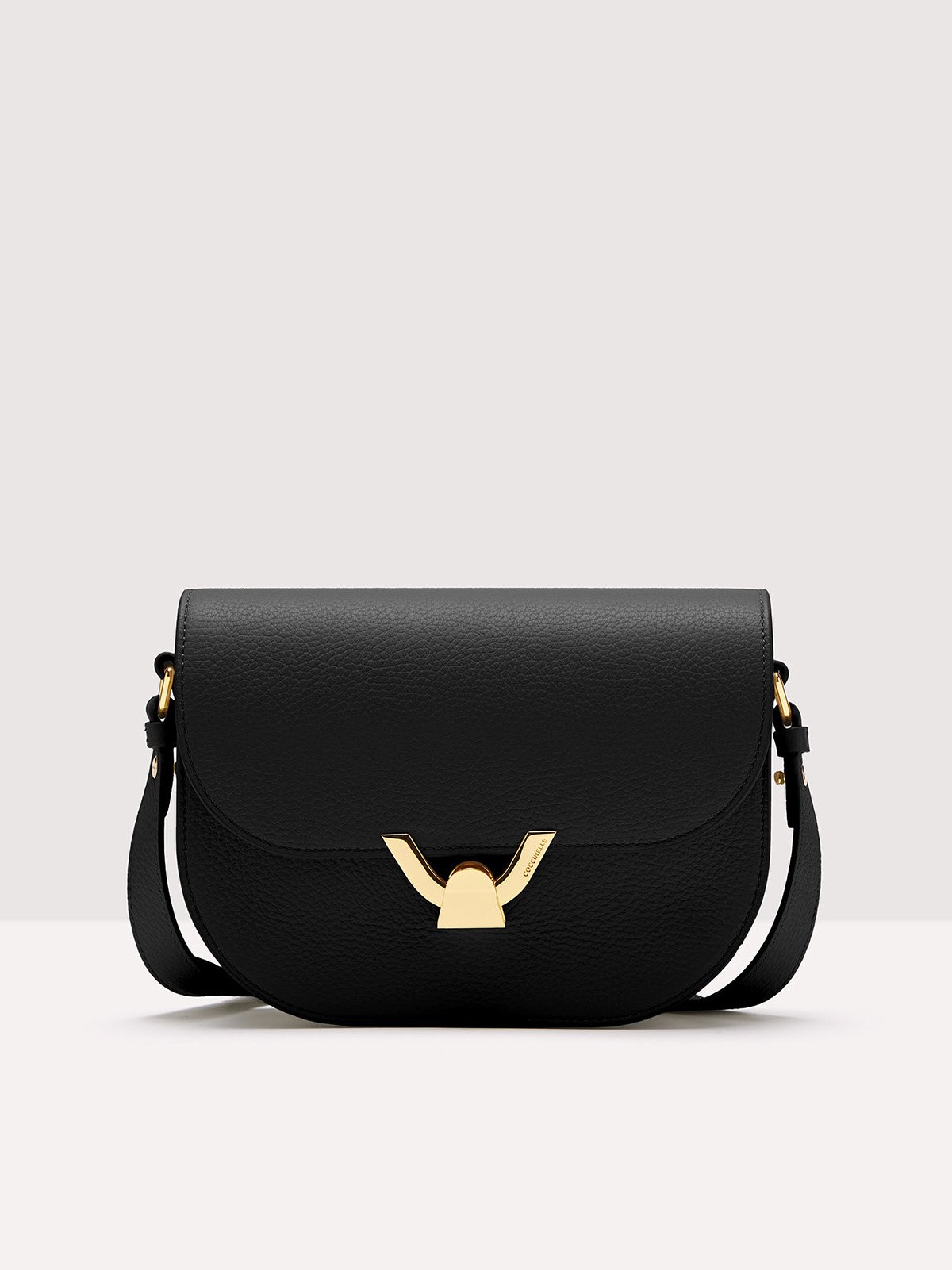ショルダーバッグ・ポシェット COCCINELLE Woman Shoulder bag Black E1SHA130301 001 Coccinelle C-Easy Small | Coccinelle®